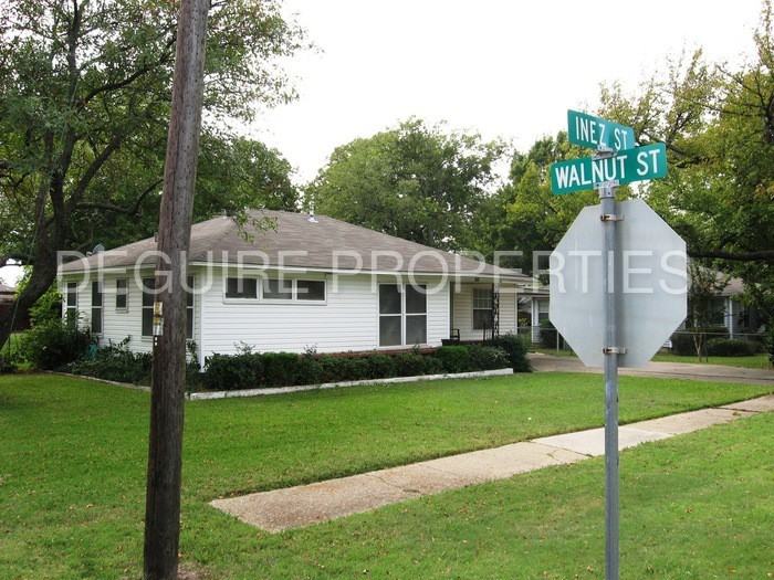 308 Inez St - Photo 3 of 21