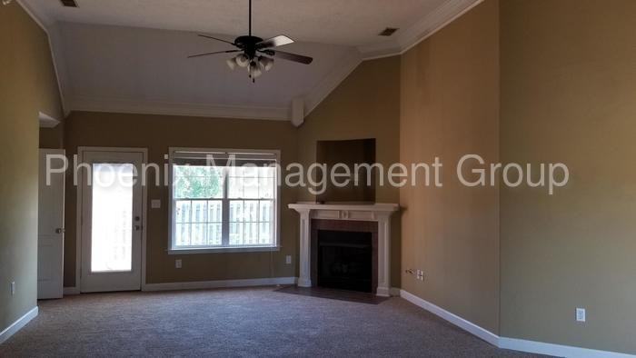 121 Highbury St - Photo 3 of 28