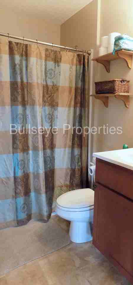 5033 Edinburgh Way - Photo 2 of 23