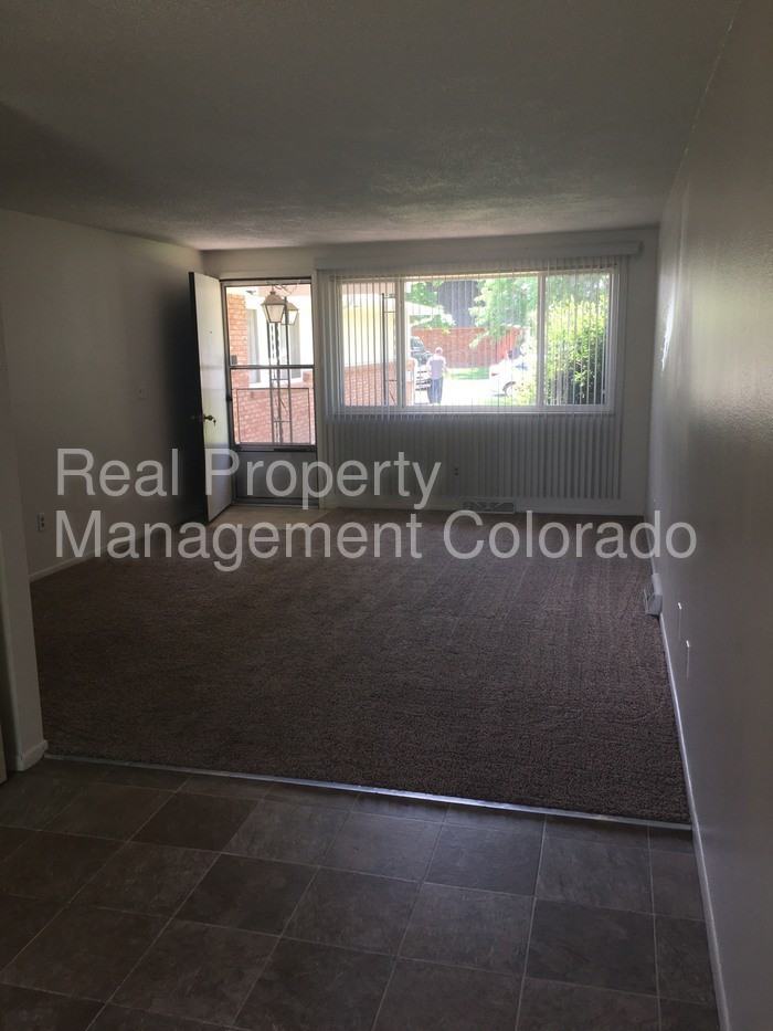 1405 E 16th St #A - Photo 2 of 10