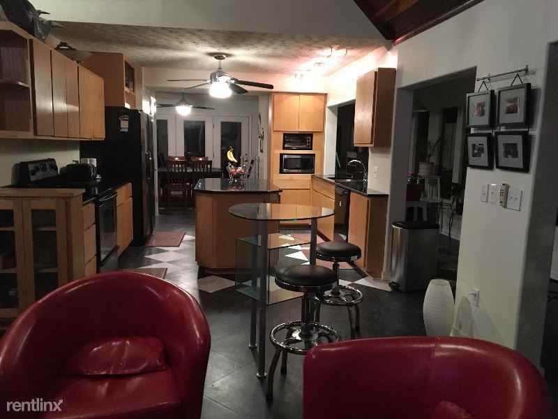 4409 Seay Point Rd - Photo 2 of 18