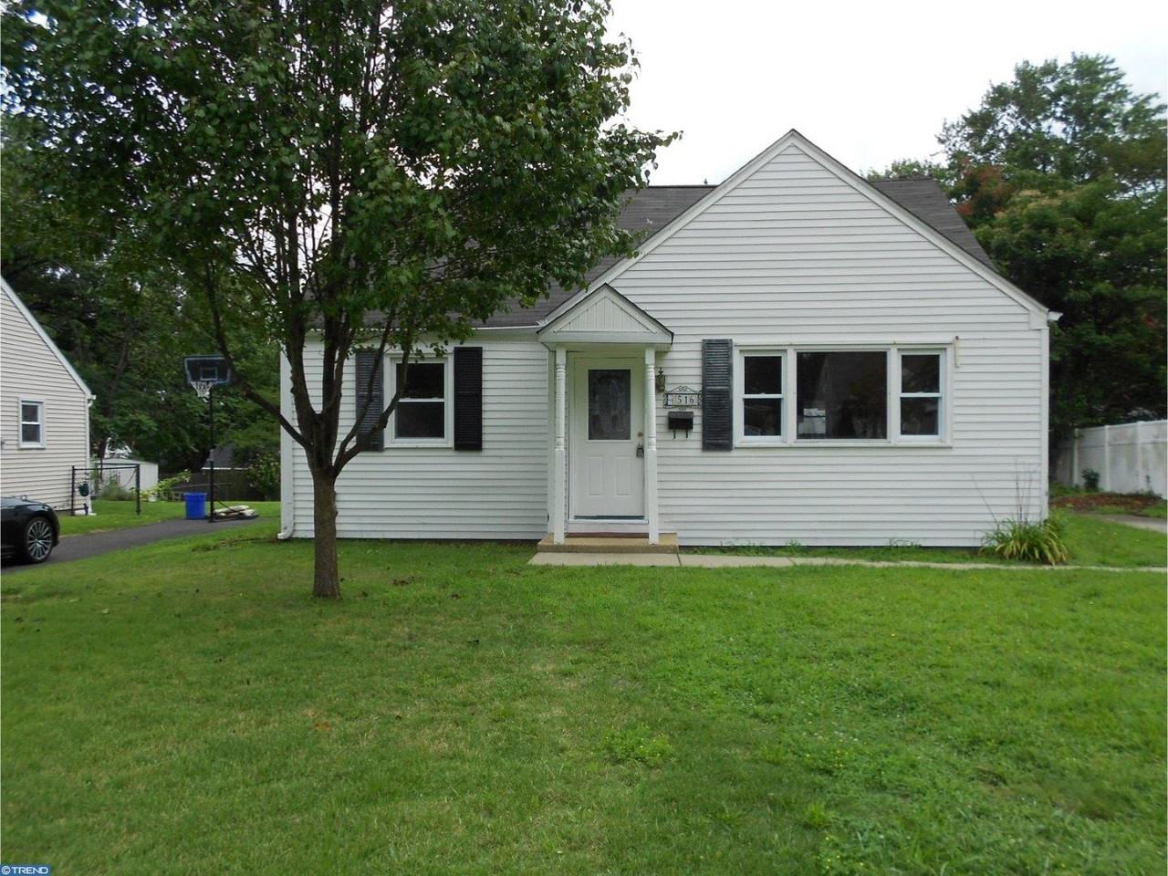 516 Charles Ave - Photo 2 of 25