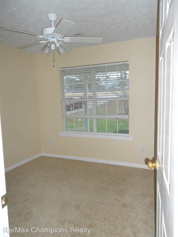 2275 Alabama Rd - Photo 3 of 13