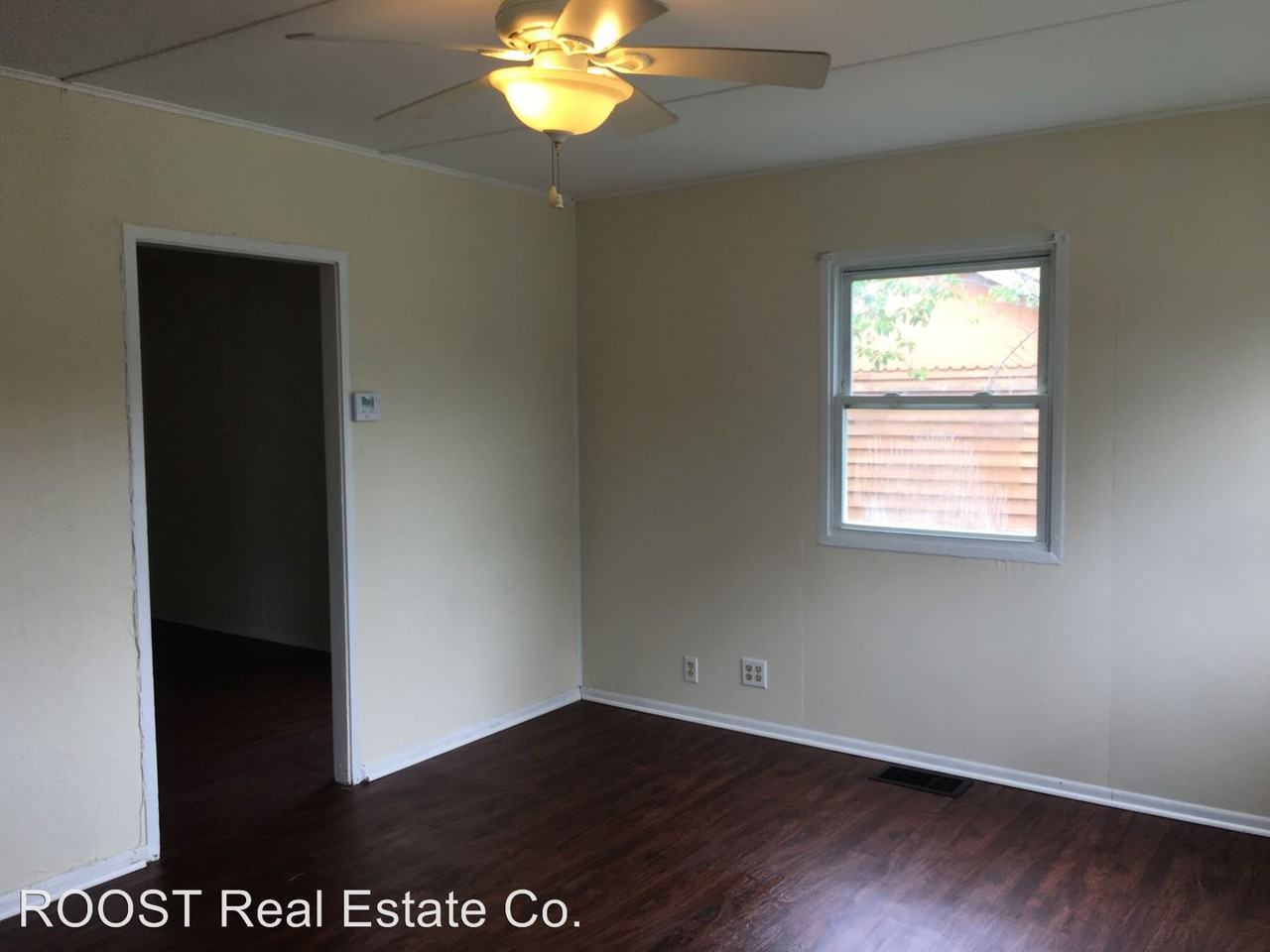 908 Catherine St - Photo 2 of 8