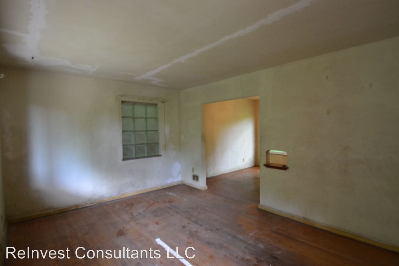 1928 Brinkmeier Ave - Photo 2 of 19