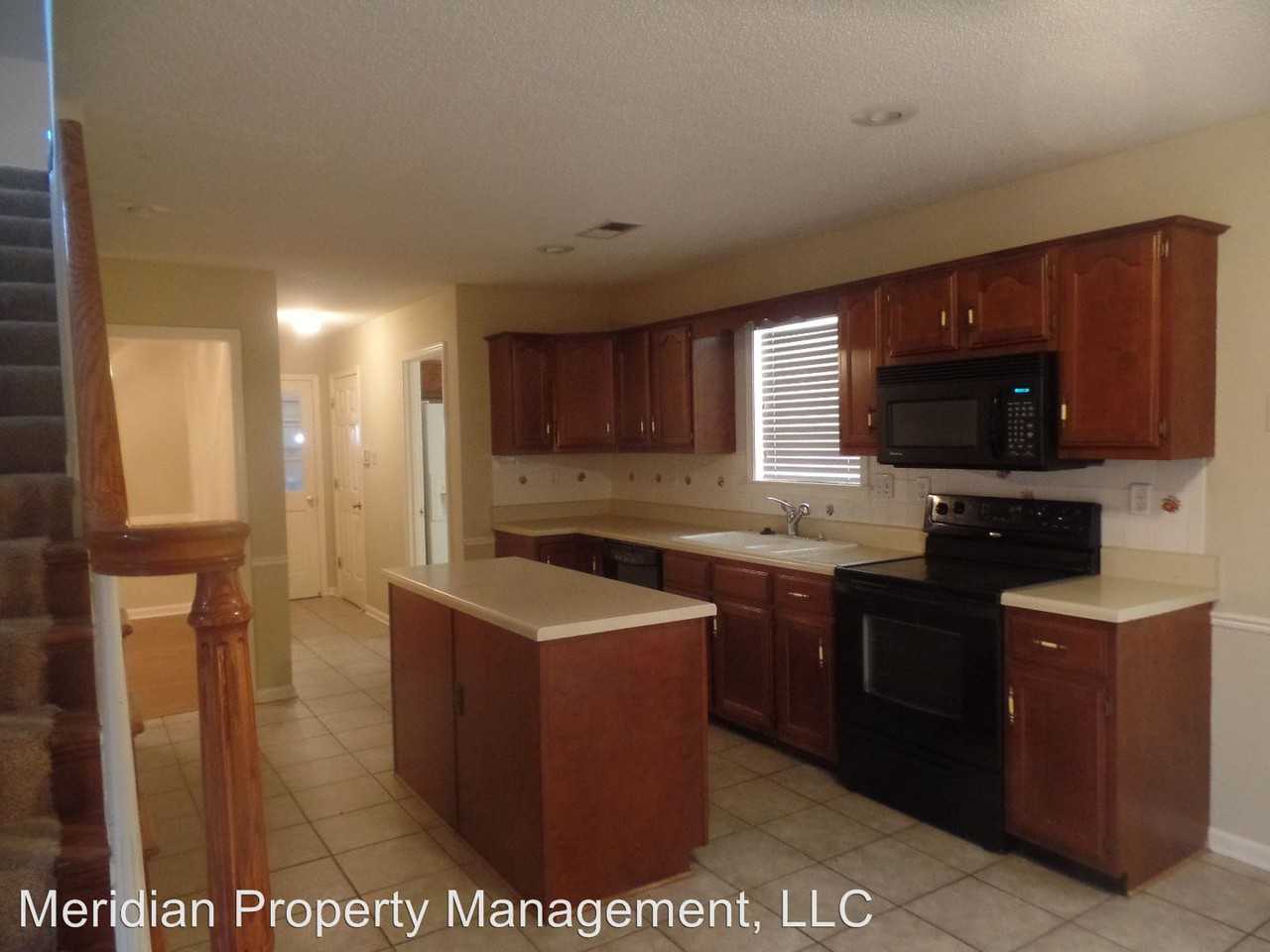 3683 Oak Walk Cove - Photo 2 of 10