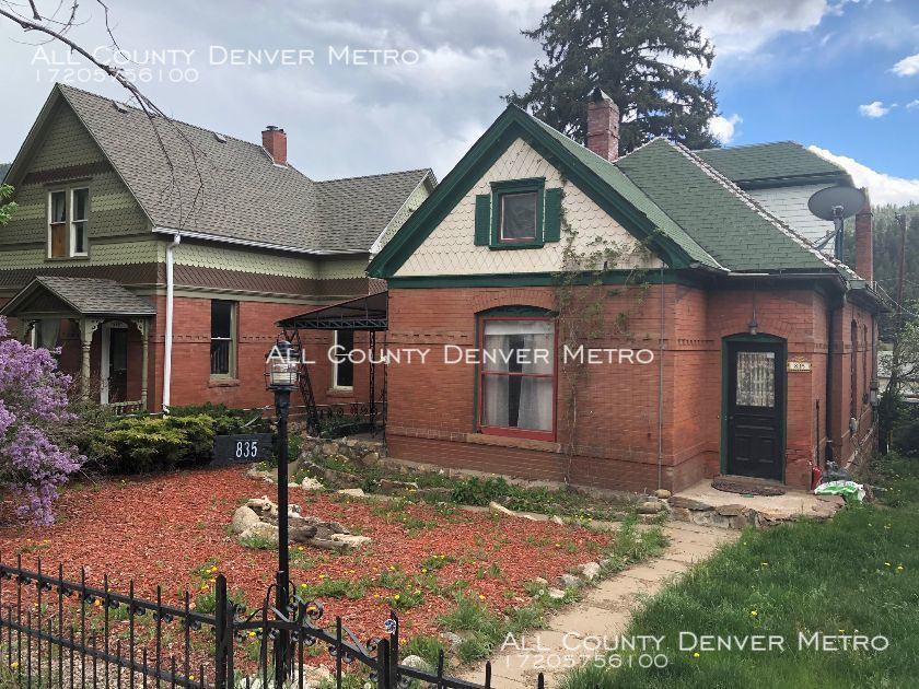 835 Colorado Blvd - Photo 3 of 19