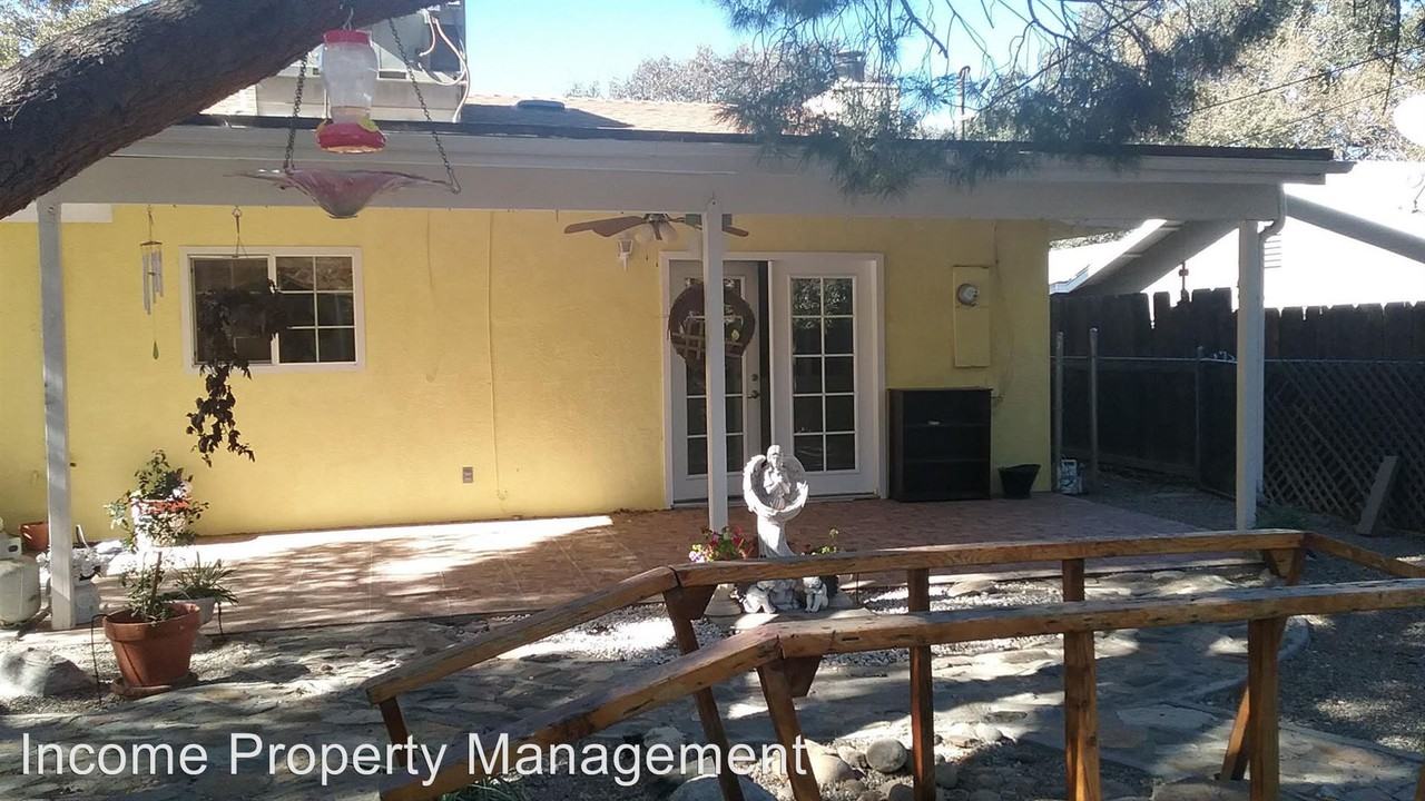 105 Gary St - Photo 2 of 6