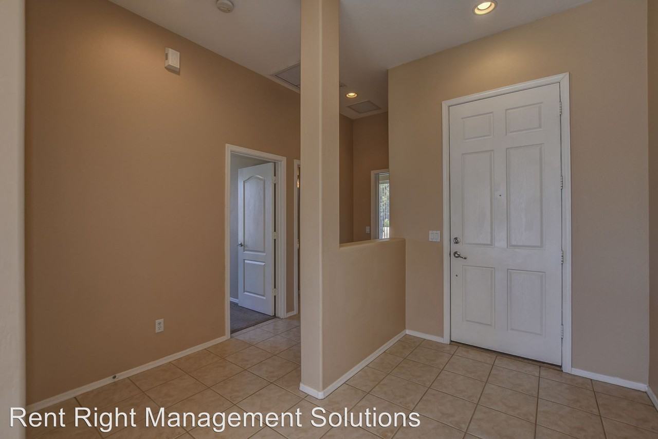 7653 Shimmer Ln - Photo 2 of 42