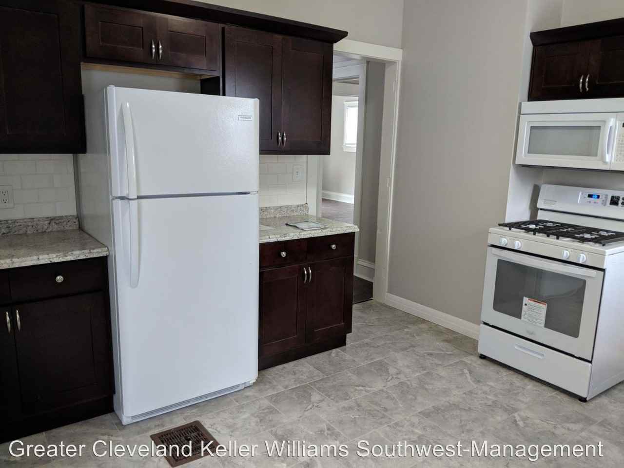 1367 W 89th St - Photo 2 of 23