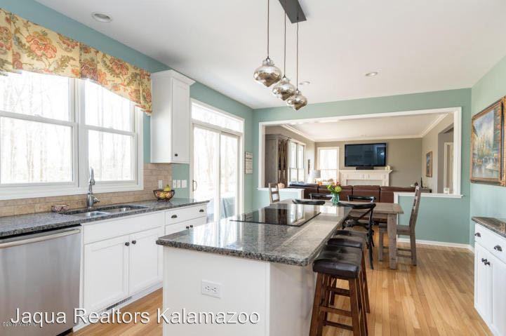 6802 Walden Park Ln - Photo 3 of 23