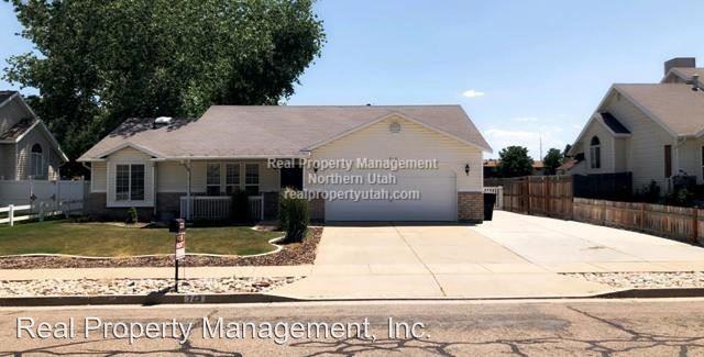 723 W 4100 S - Photo 2 of 16