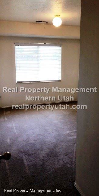 723 W 4100 S - Photo 3 of 16