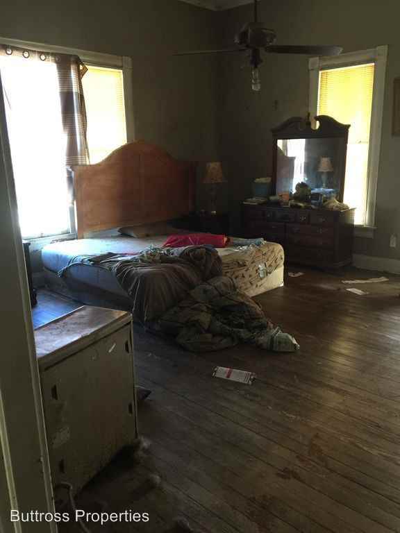 307 Bruckmuller St - Photo 2 of 6