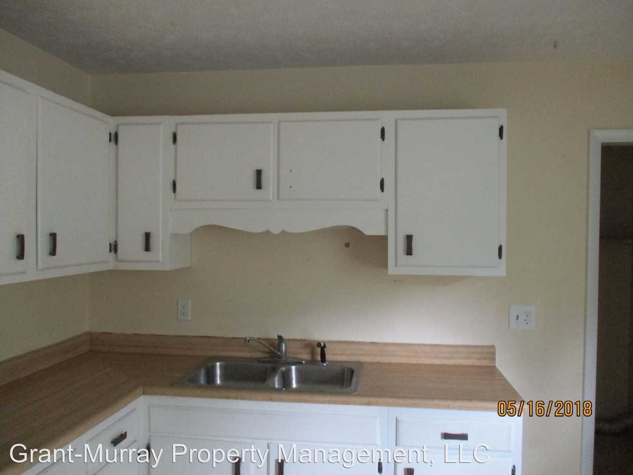 967 Sanchez Dr - Photo 3 of 5