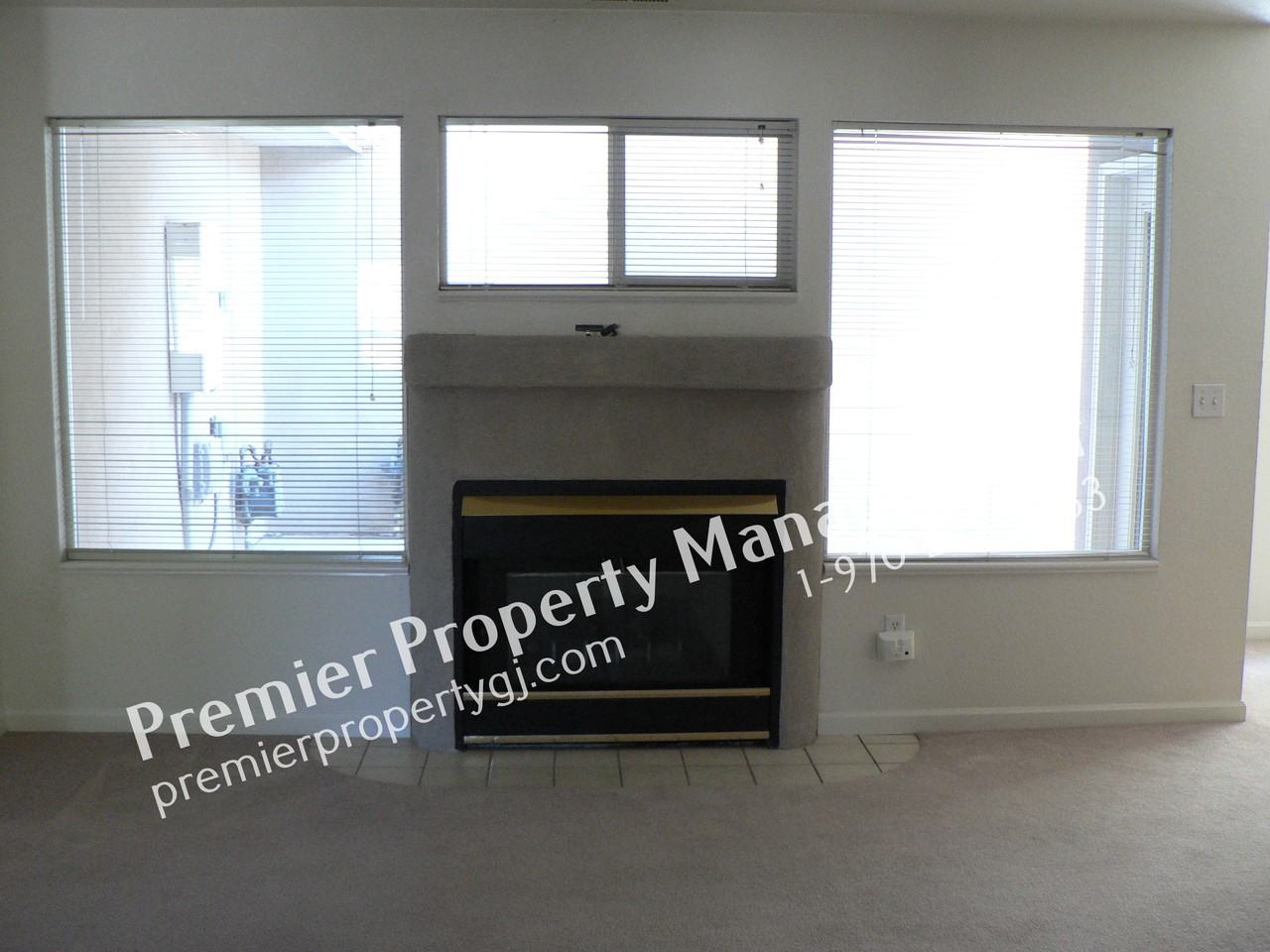 523 S Broadway #E - Photo 2 of 15