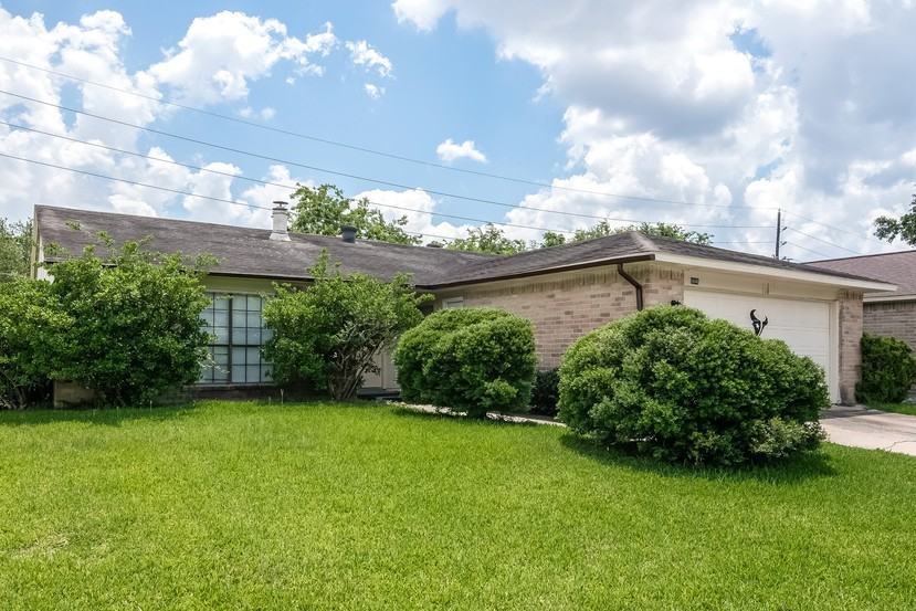 6646 Loch Langham Dr - Photo 2 of 25