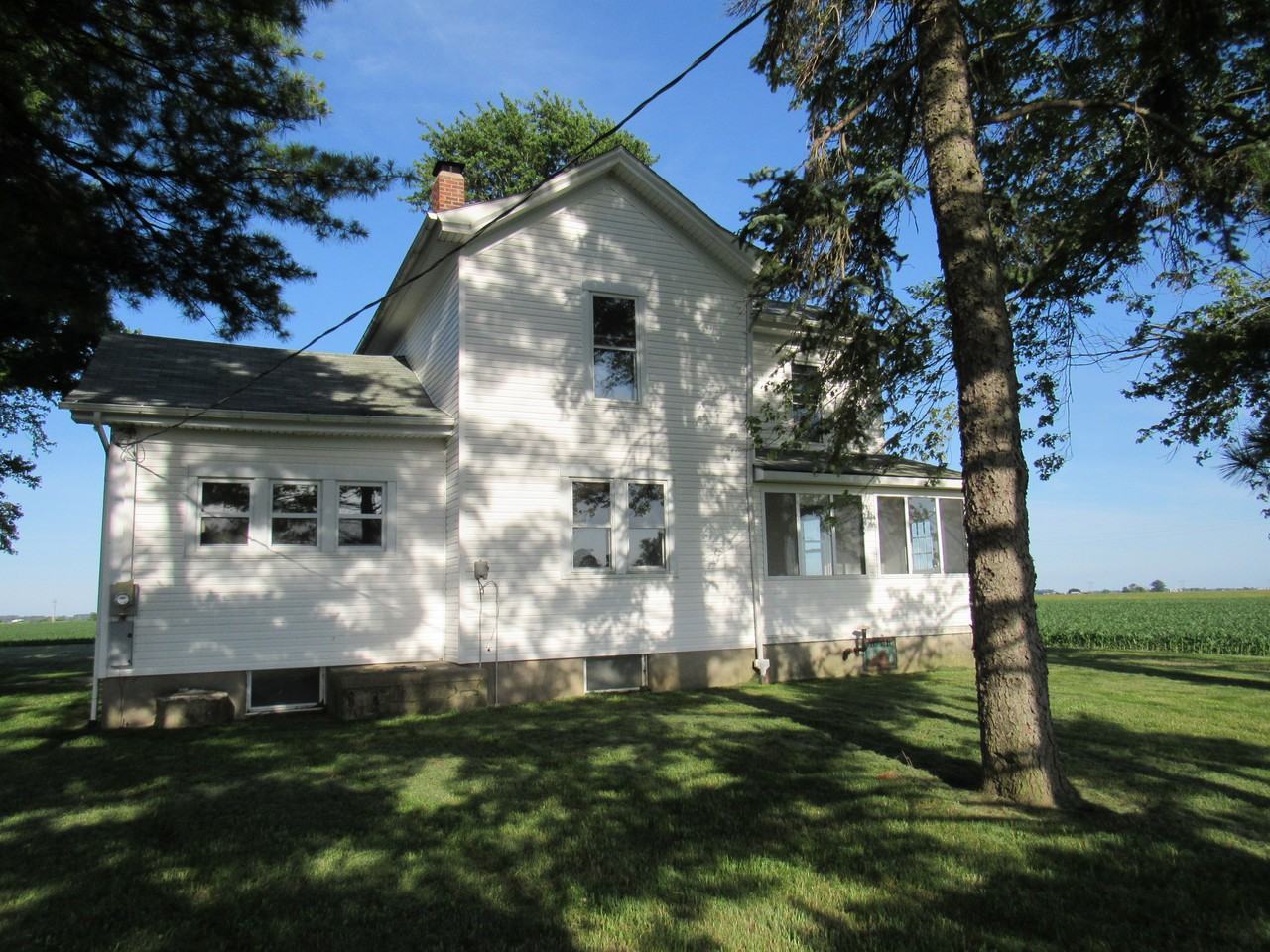 5942 Kitchel Rd - Photo 2 of 31