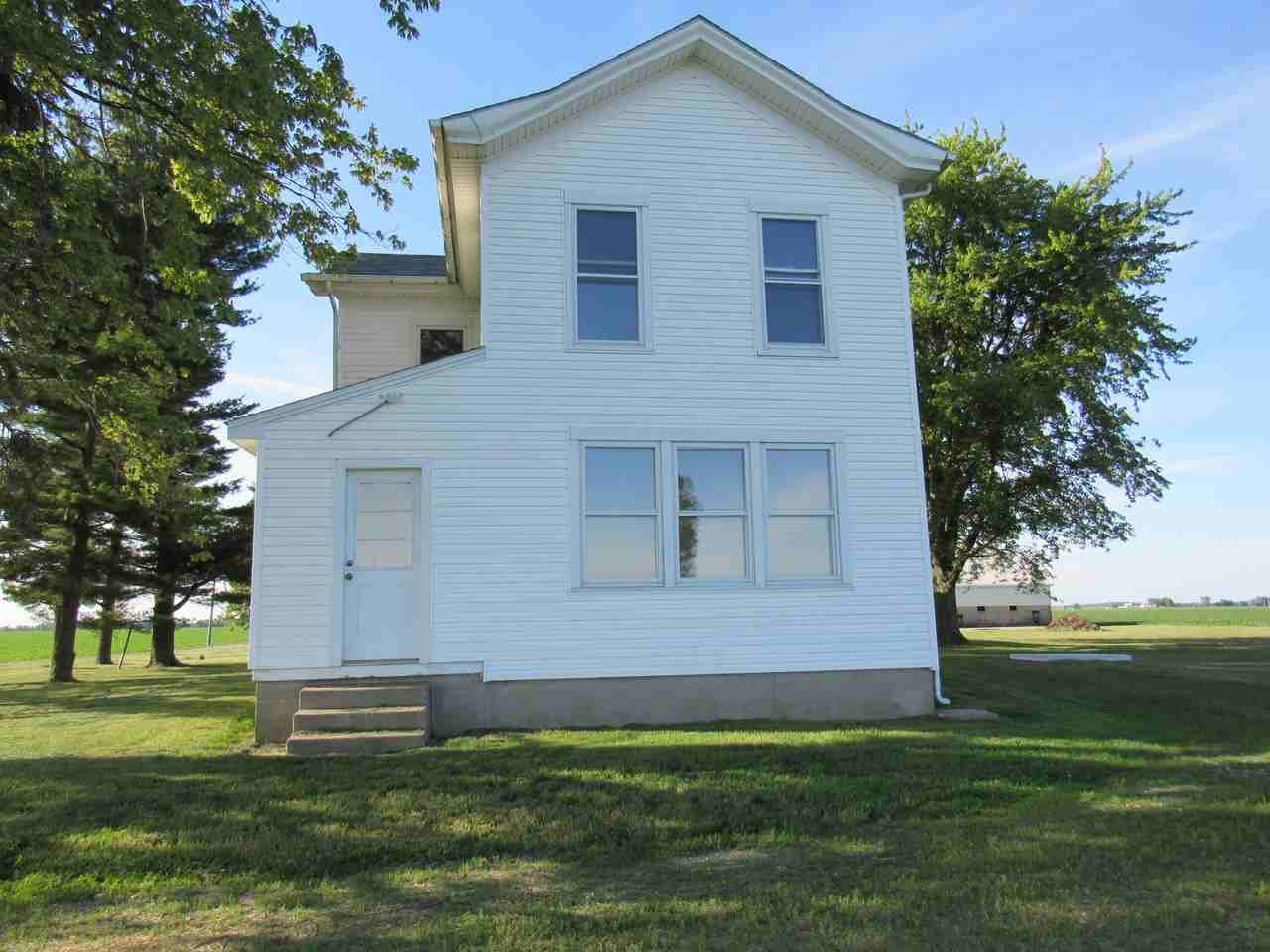 5942 Kitchel Rd - Photo 3 of 31