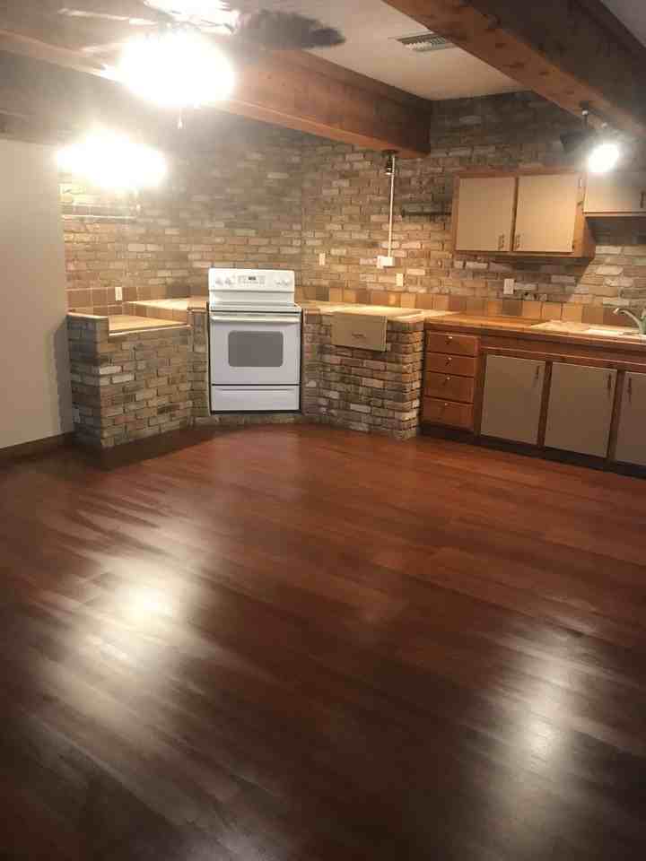 704 NW 10th Ave - Photo 3 of 8