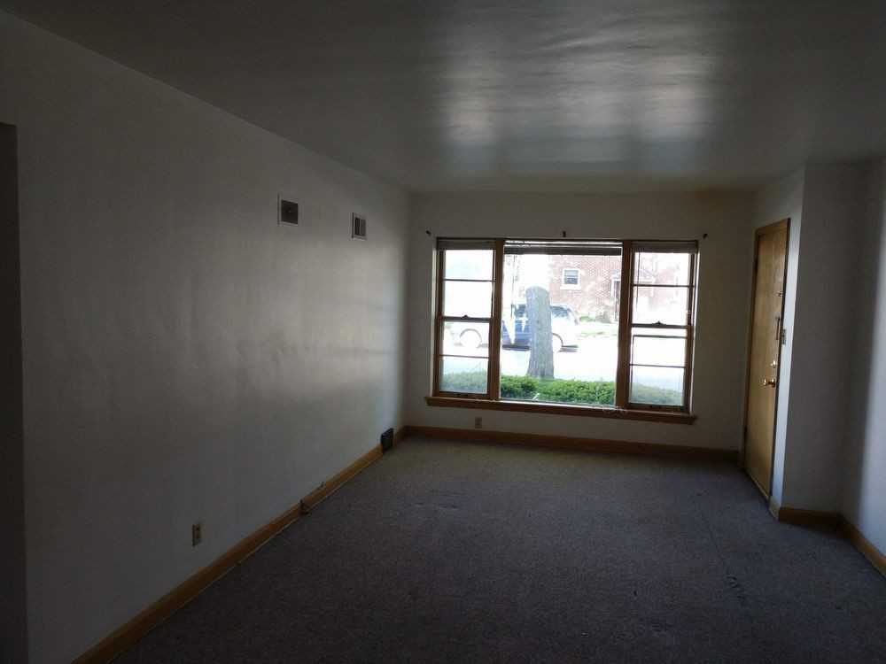 3470 N 53rd St - Photo 3 of 6