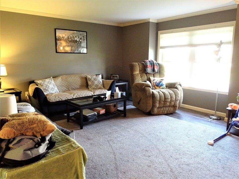 157 Gable Dr - Photo 2 of 19