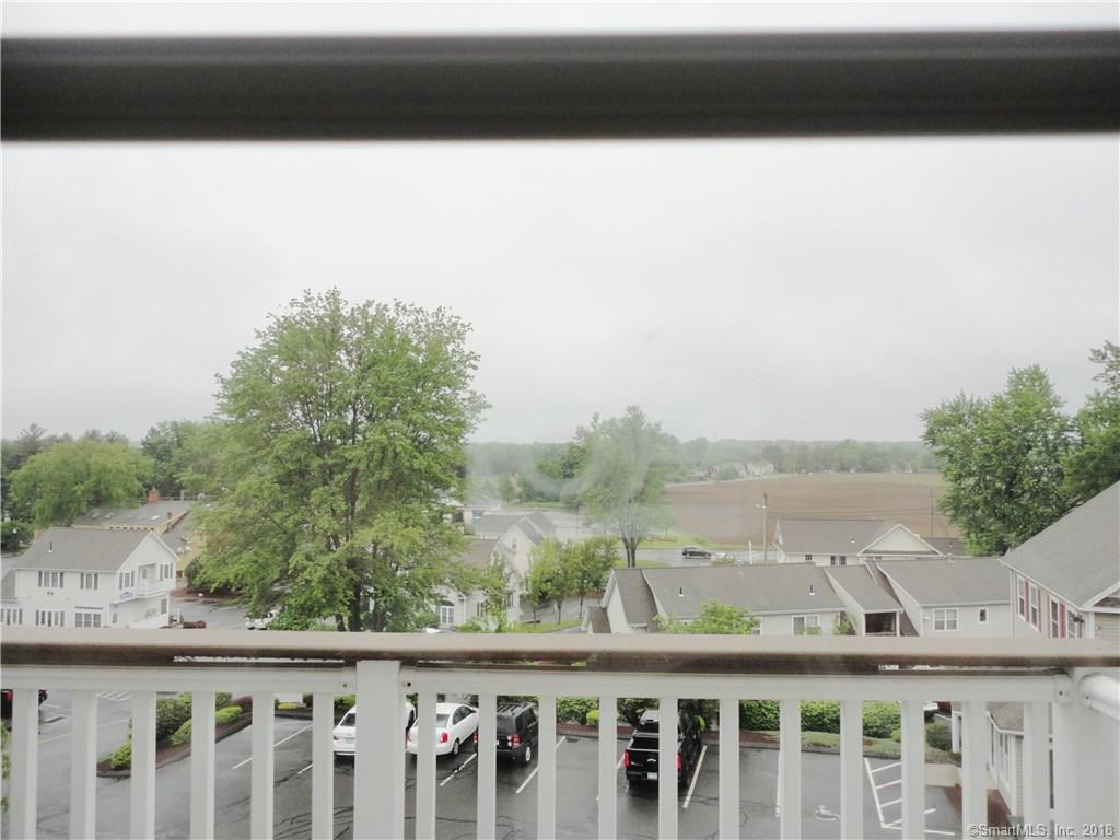 9 Pasco Dr #b - Photo 2 of 8