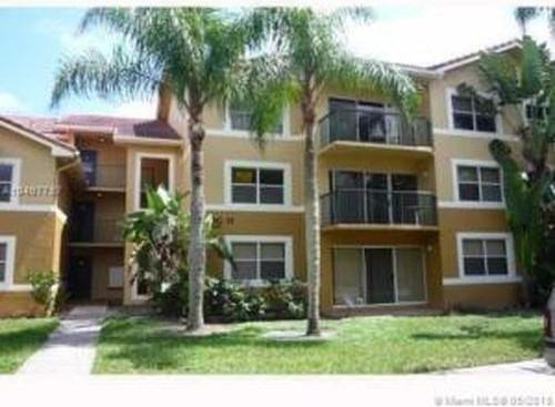 9001 Wiles Rd #103-3