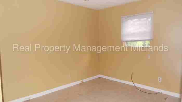 2228 Harper St - Photo 3 of 6