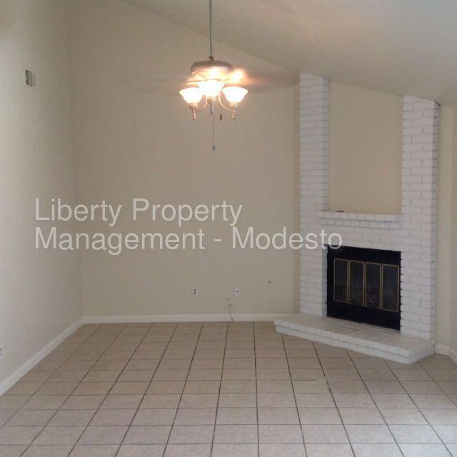 5216 Stillwater Dr - Photo 2 of 19