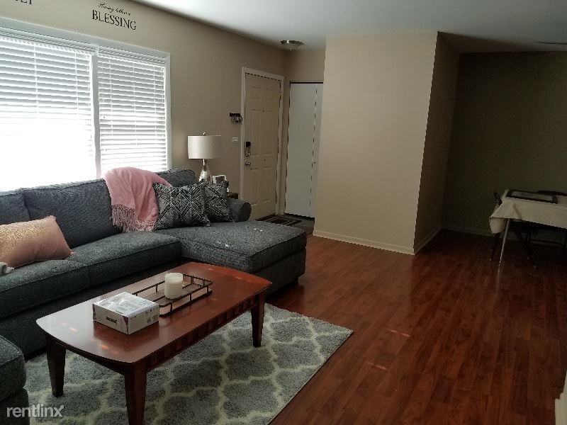 9614 W Higgins Rd - Photo 2 of 13