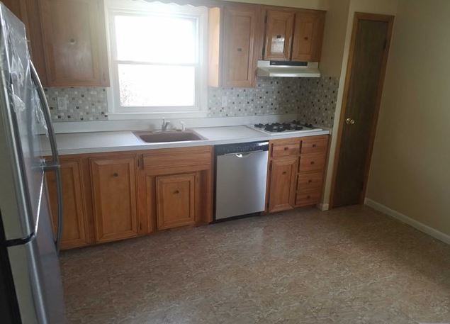 87 E Joseph St - Photo 3 of 7