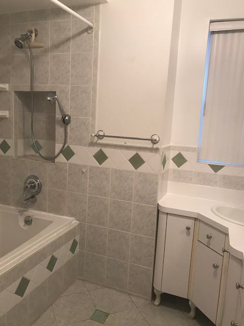 747 Vincent Avenue - Photo 3 of 10