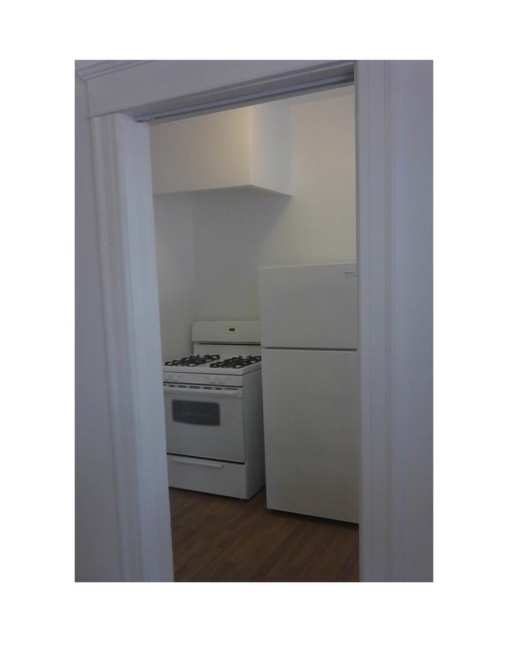 845 Normandie Avenue #15 - Photo 4 of 16