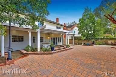 21241 Avenida Planicie - Photo 2 of 12