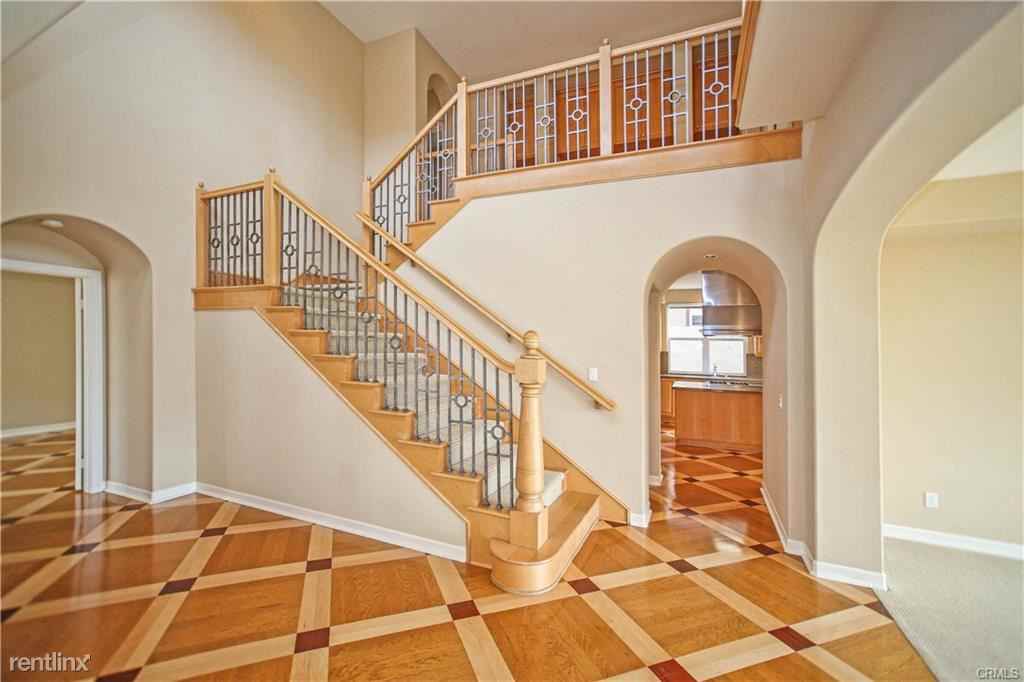 20 Vernon - Photo 2 of 13