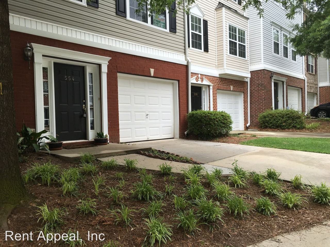 554 Lantern Wood Dr - Photo 3 of 42