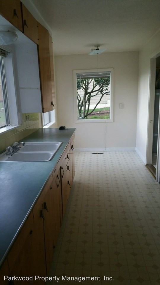 1403 Adams St - Photo 2 of 15