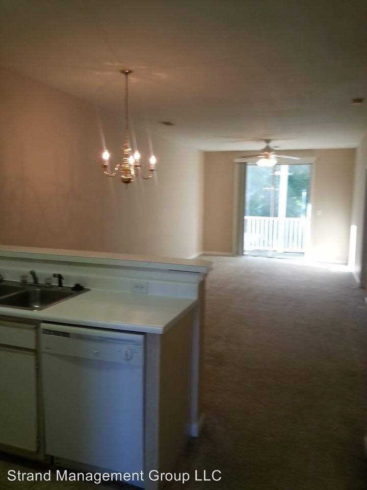 1306 River Oaks Dr #3H