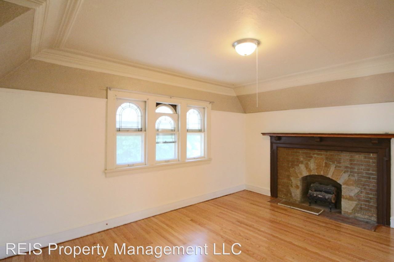 4633 W Fond du Lac Ave - Photo 3 of 13