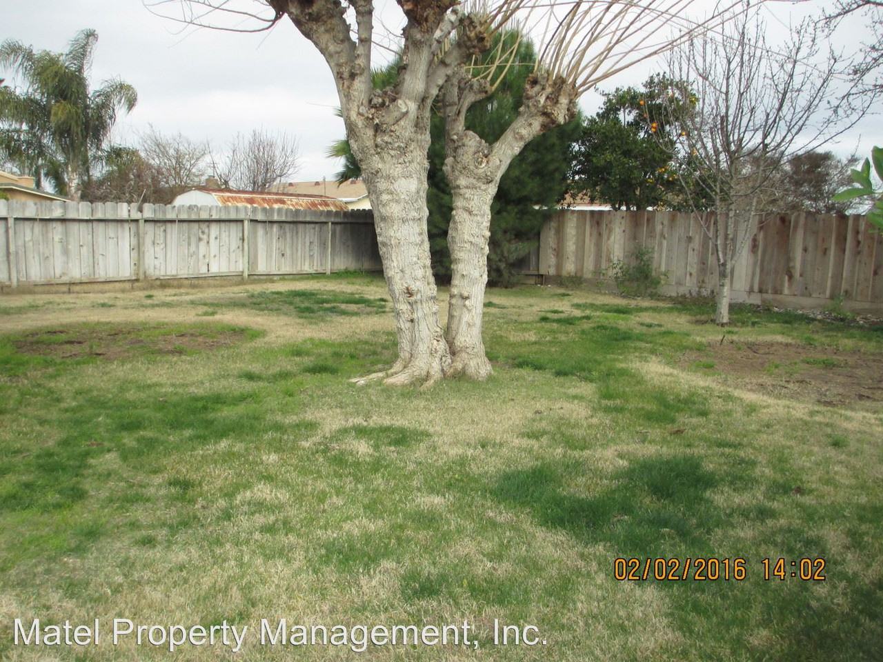 2808 6th St - Photo 2 of 11