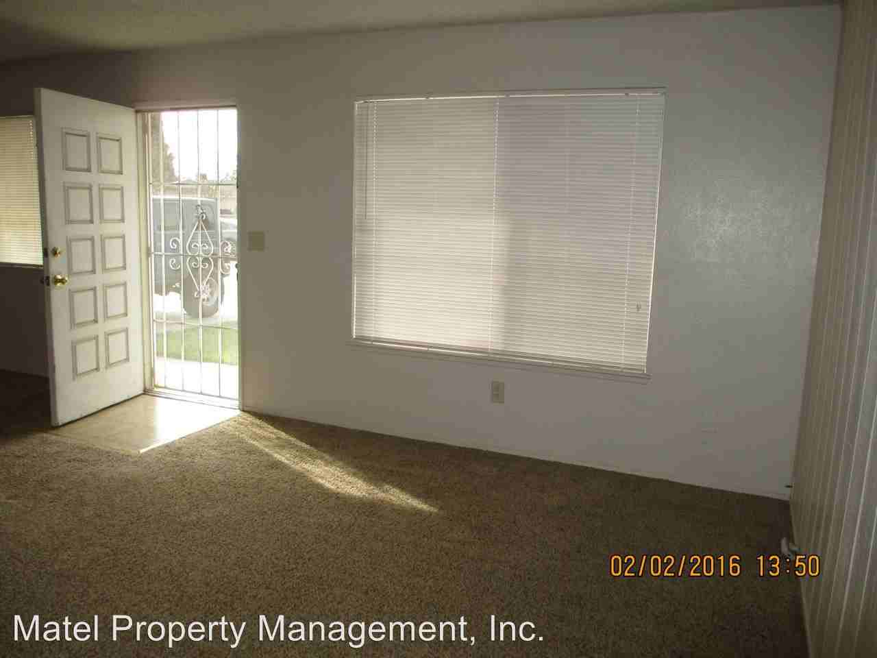 2808 6th St - Photo 3 of 11