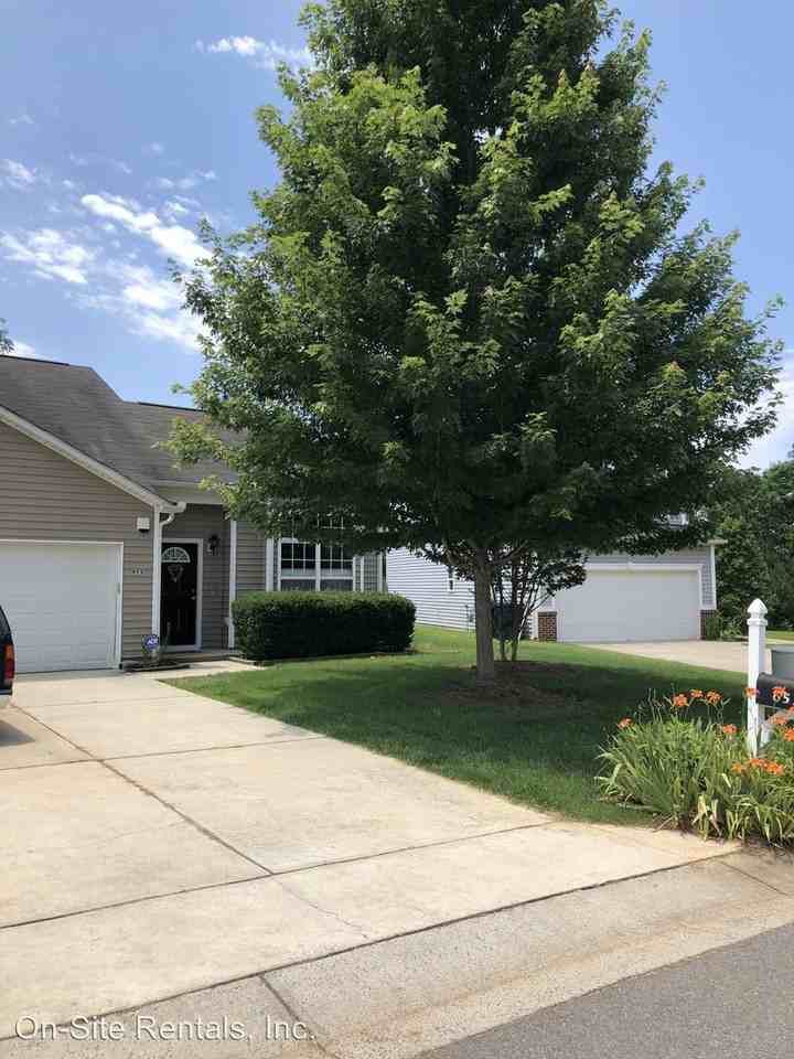 653 Britton Ct - Photo 2 of 7