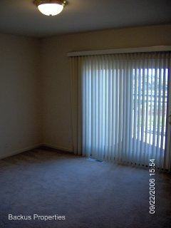 1895 Park Ave - Photo 3 of 10