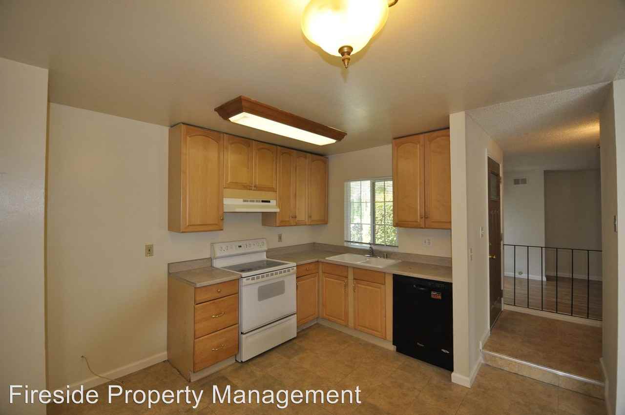 2185 Ramish Dr - Photo 3 of 13