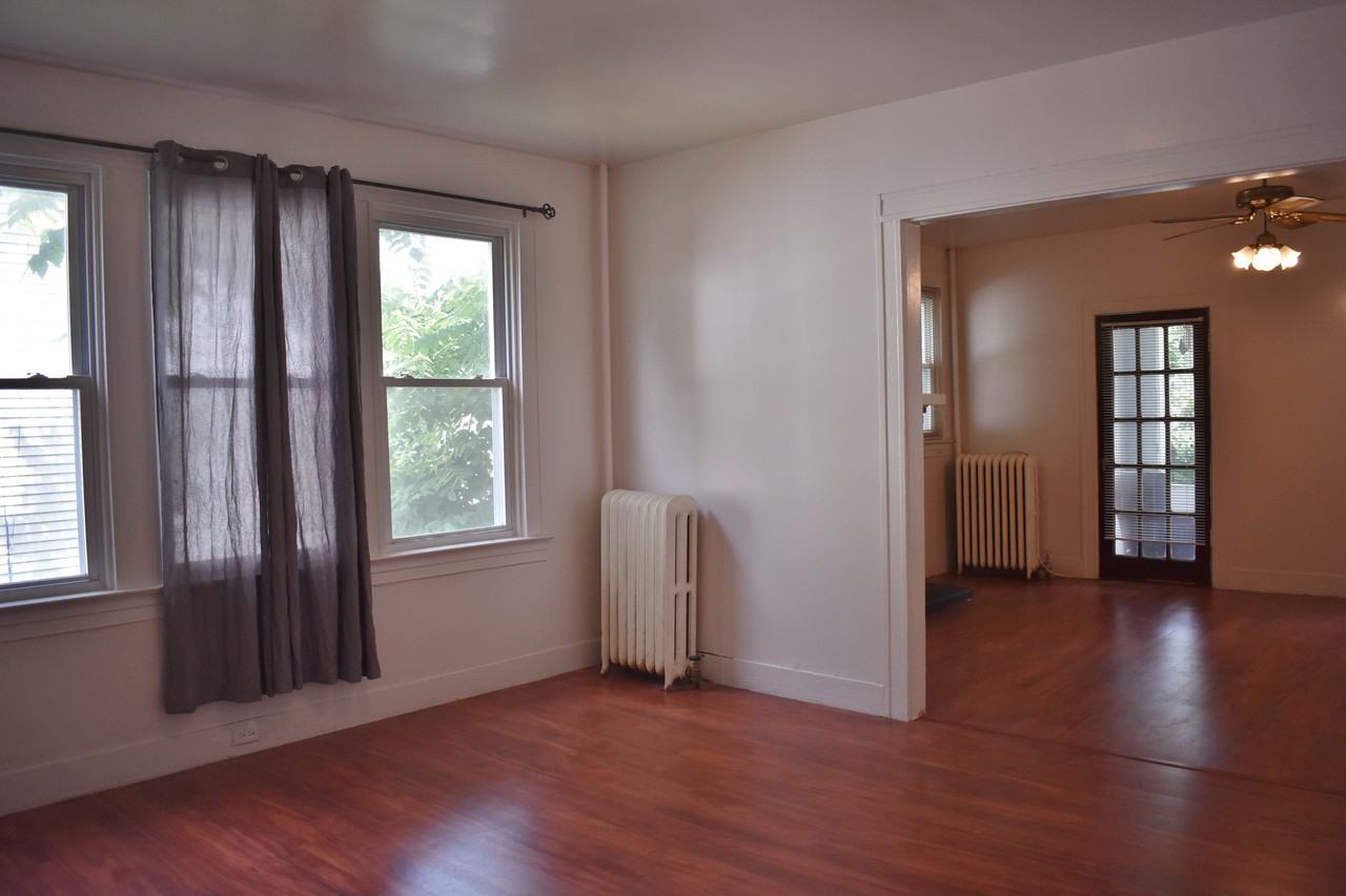 4028 N Rogers Ave #1 - Photo 3 of 18