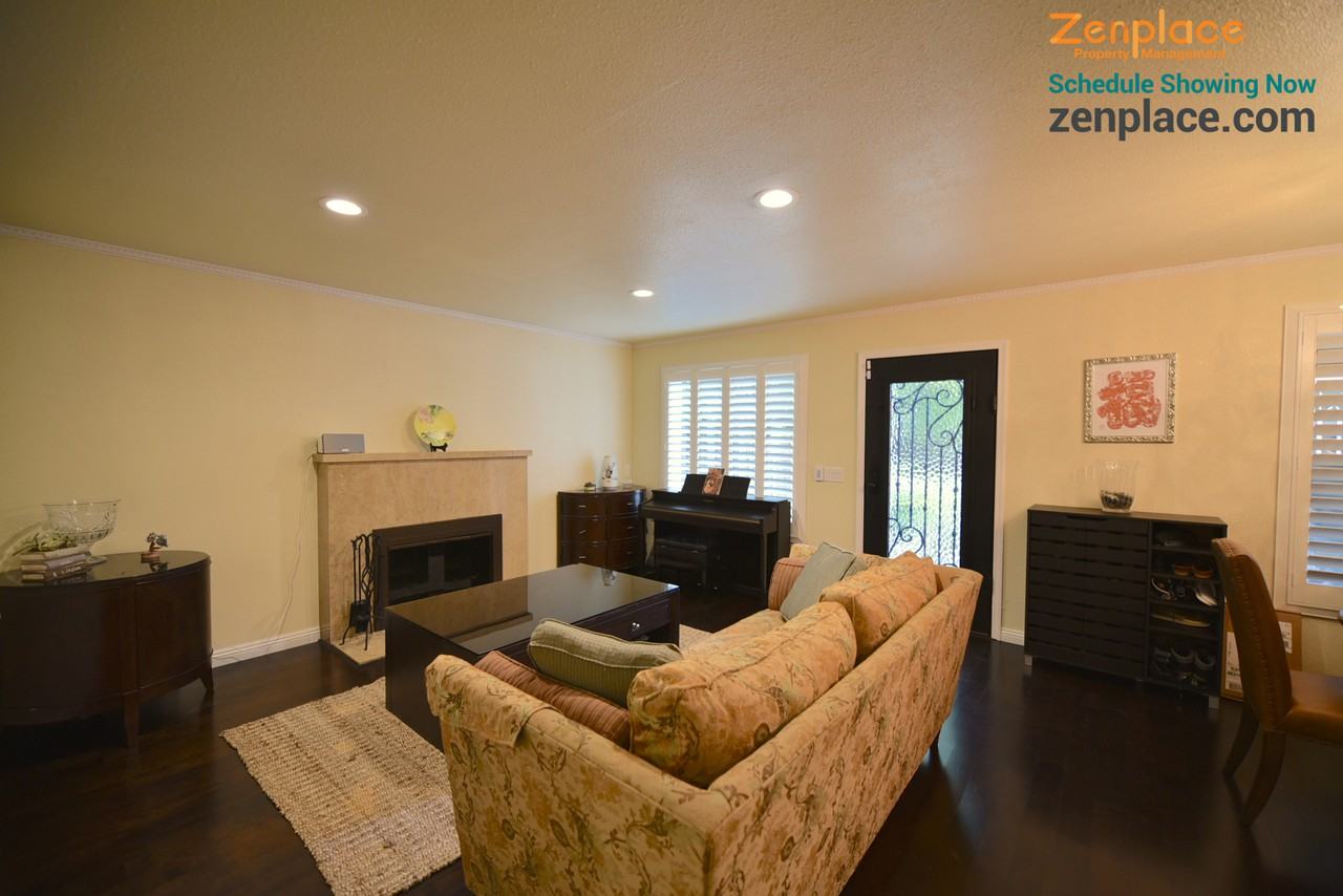 1071 Fife Ave - Photo 3 of 21