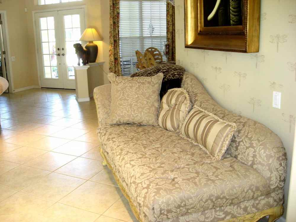 930 Chickadee Dr - Photo 3 of 24