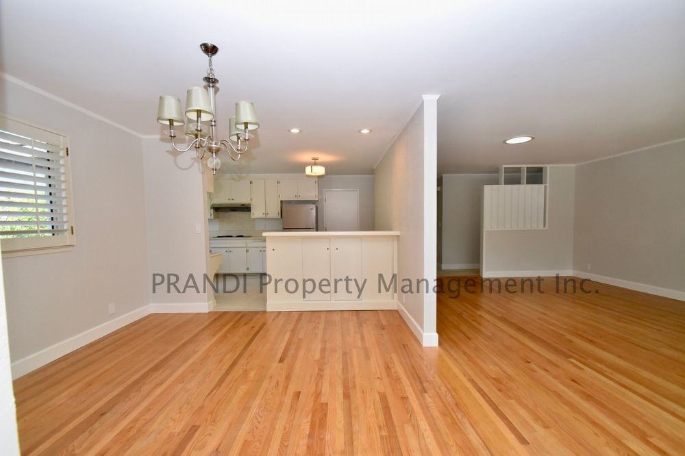 136 Golden Hind Psge - Photo 3 of 19