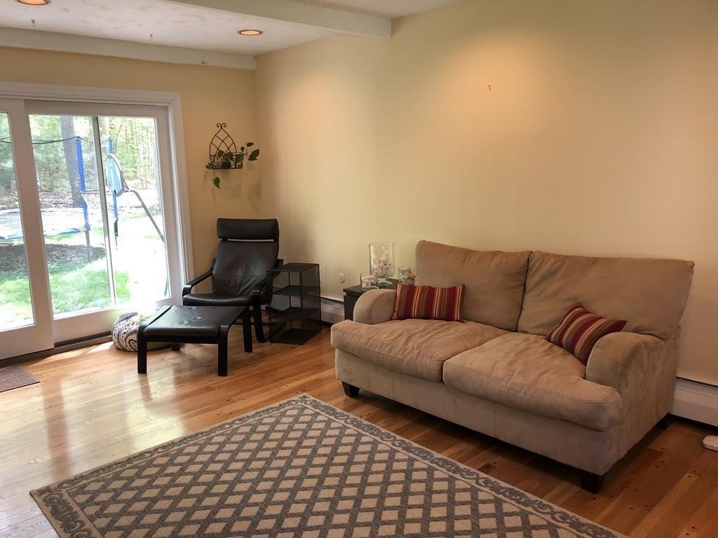 12 Carriage Dr - Photo 3 of 29